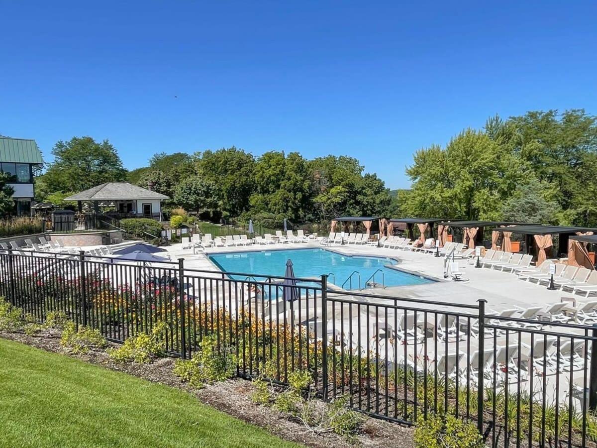 New Lake Como Condo With Lake Views Lake Geneva Exterior foto